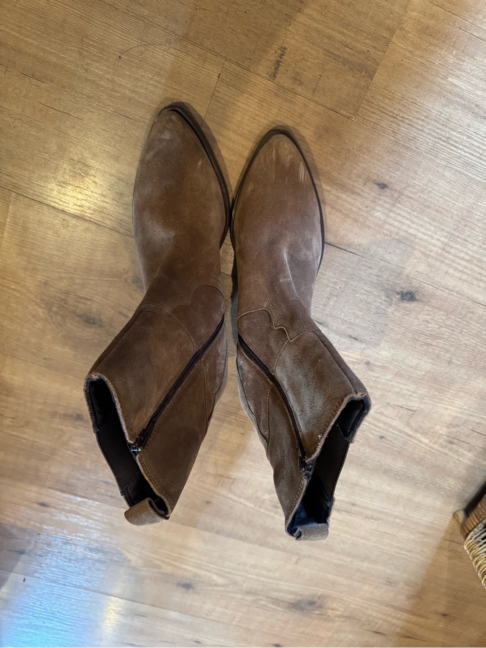NWT Frye boots - Picture 4 of 4